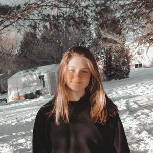 Meet your Posher, Leanne